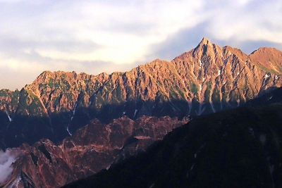 2025年の夏山遭難 全国の4分の1、北アで発生 西穂―奥穂間や北鎌