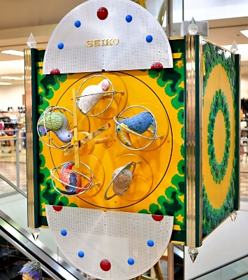 見慣れた演出をもう一度」 からくり時計が20年ぶりに本来の機能に