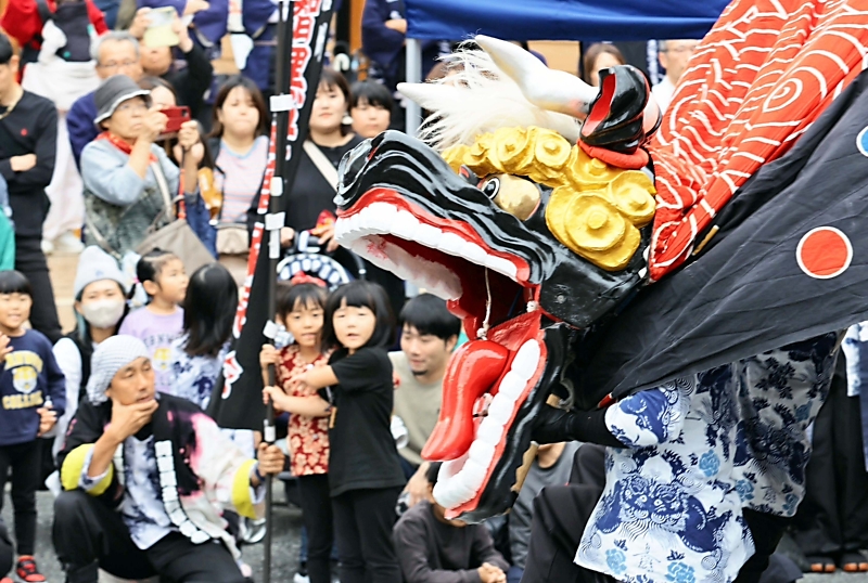 獅子舞専門店　獅子頭‼️秋祭りに向けてどうですか 獅子舞専門店 獅子頭‼️秋祭りに向けてどうですか