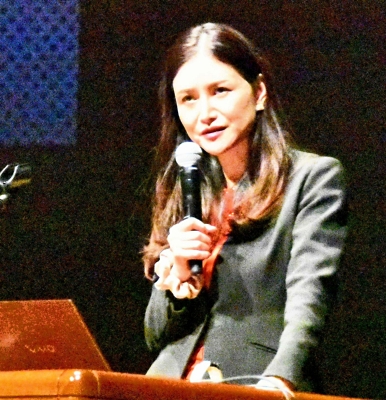 東大首席で卒業、財務省へ…山口真由さんが明かした挫折 長野市の