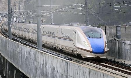 長野発東京行きの北陸新幹線あさま、異常音で遅れ 7800人に影響｜信濃