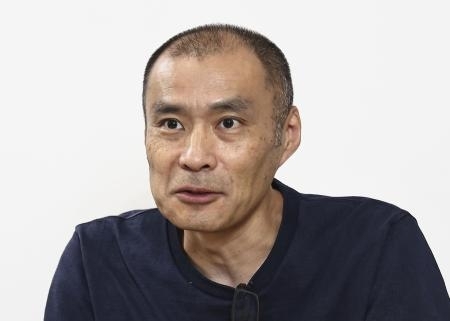 ヨシタケシンスケさん】おれと一緒、どんな悩みもいとおしい 新著「お