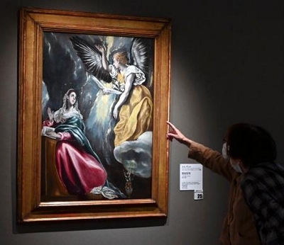 受胎告知」再展示で盛況 66年ぶり修復過程も解説｜信濃毎日新聞