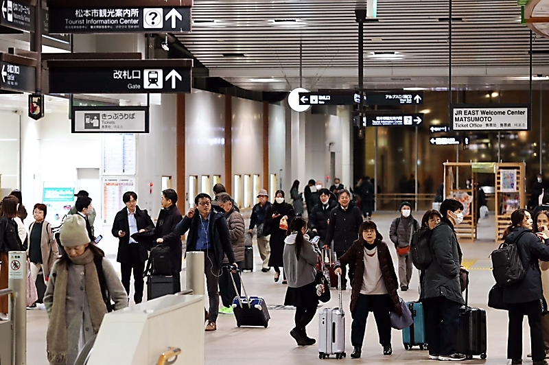 JR松本駅の「まつもとぉ～」 駅通路で再び放送へ あずさ到着に合わせる