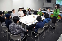 県内への移住や二地域居住などについて紹介した交流イベント＝２２日、名古屋市