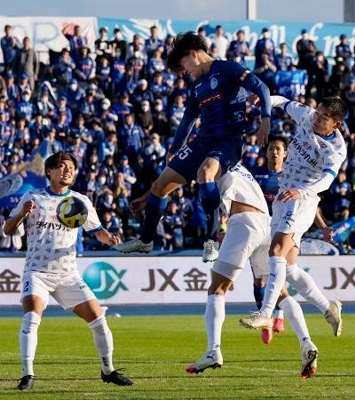 水戸が優勝、J1初昇格 J2最終節、長崎が2位｜信濃毎日新聞