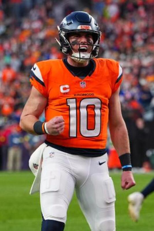 ブロンコスがプレーオフ進出 米プロフットボール、ラムズも｜信濃毎日