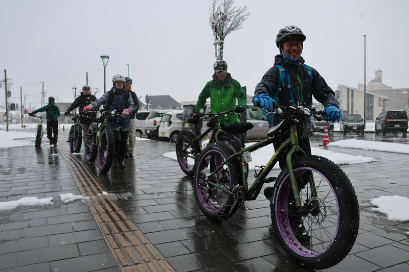 冬の飯山市「スキーだけじゃない」 ファットバイクで市街地巡る 冬の飯山市「スキーだけじゃない」 ファットバイクで市街地巡る