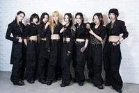 　左からMIA、MIKA、MOMOKA、RINKA、ANAMI、HONOKA、SARA、LUNA