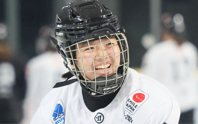 アイスホッケー女子史上最年少出場 16歳秋本(軽井沢町出身)､憧れの