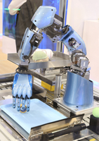 CESに出展したミネベアミツミのロボットハンド