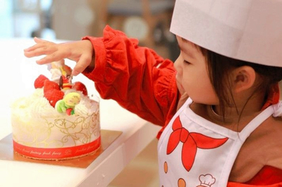 線を刻み時を刻む」 フィンランドの自然を写真で撮って銅版画に 飯田市