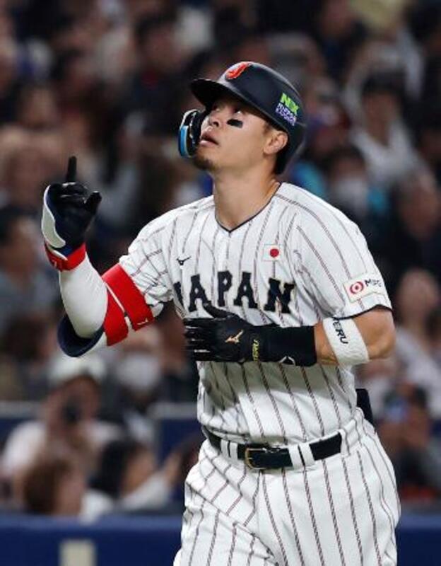 日本代表、佐藤3ランから白星 WBCへ中日と壮行試合｜信濃毎日新聞