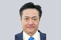 神津健氏