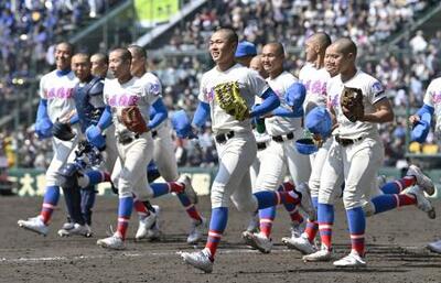東洋大姫路2―3花咲徳栄 花咲徳栄が競り勝つ｜信濃毎日新聞デジタル