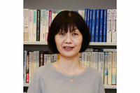 川上桃子氏