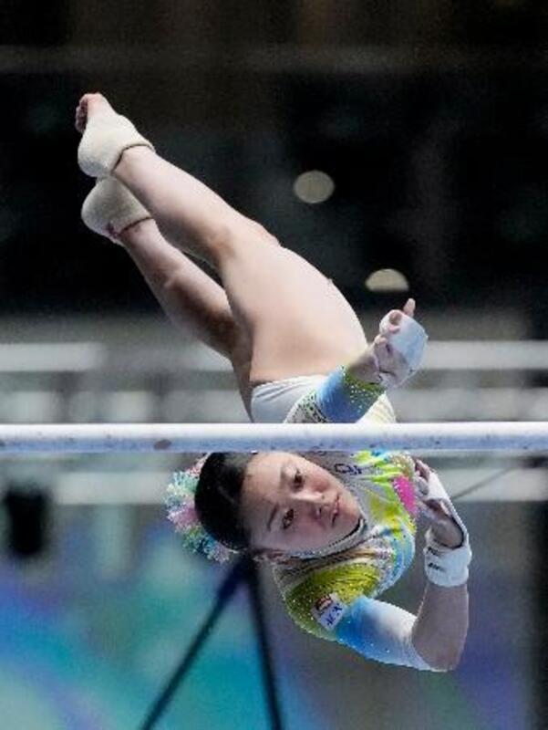 15歳西山実沙が初優勝 全日本体操の女子、岸里奈2位｜信濃毎日新聞