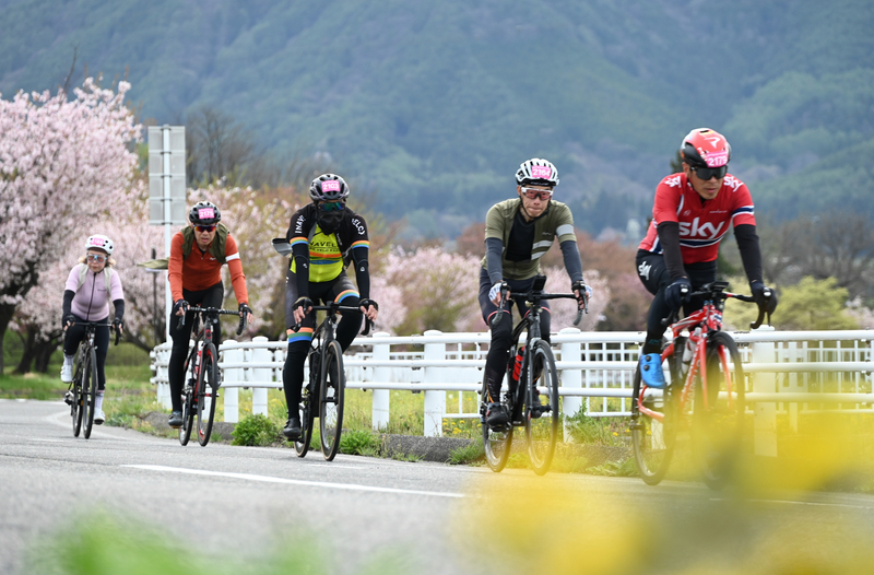 春の信州、最長160キロを自転車で駆ける 松本市から白馬村の北アルプス 