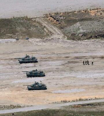 戦車射撃訓練で陸自隊員3人死亡 砲弾が破裂、大分の演習場｜信濃毎日