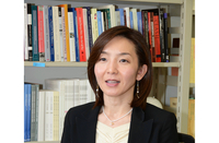 市原麻衣子氏
