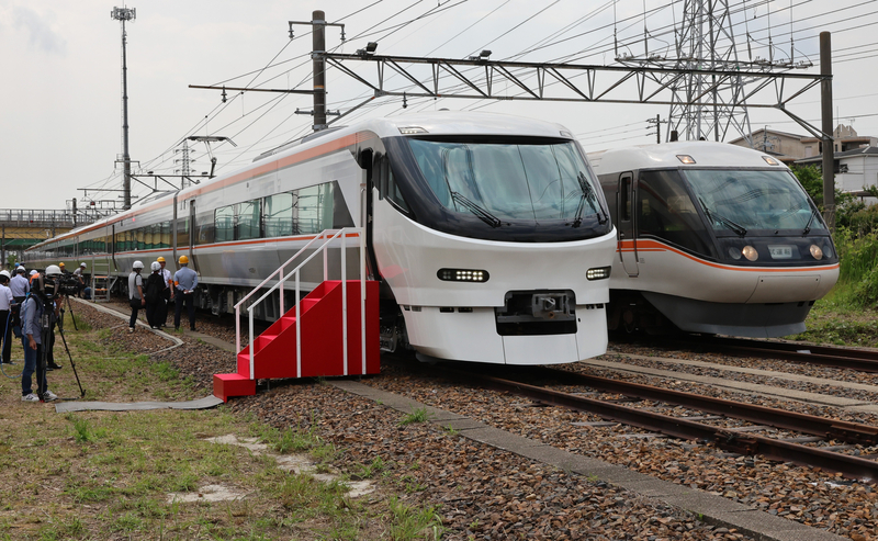 名古屋―長野駅間を走る特急しなの、新型車両を公開 JR東海【動画付き】|信濃毎日新聞デジタル 信州・長野県のニュースサイト
