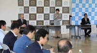 諏訪市役所で開いた諏訪地方観光連盟の総会