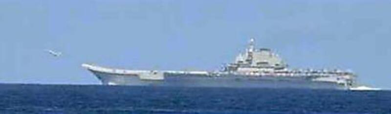 太平洋上で中国海軍空母を確認 戦闘機が発着艦、沖ノ鳥の南西｜信濃