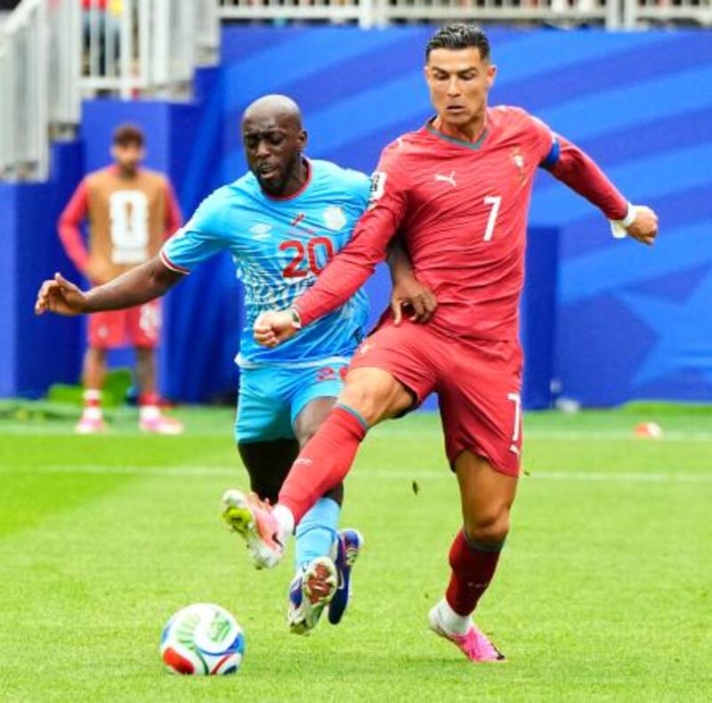 イングランド、初戦に快勝 サッカーW杯第7日｜信濃毎日新聞デジタル