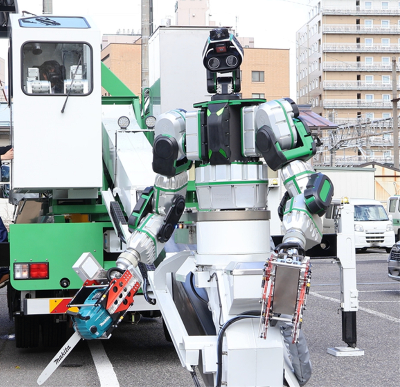 人型ロボットで線路沿いの枝木伐採 JR東管内で初、長野支社が導入