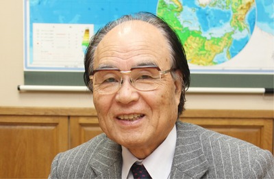 伊那食品工業株式会社　塚越寛会長　経営と人生を語る　DVD5枚 塚越寛さんが説いた｢年輪経営｣とは 著書は海外でも翻訳 読み続けられる
