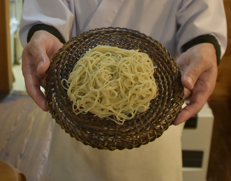 甘味と風味増した「寒ざらしそば」 伊那市高遠町で18日から提供へ