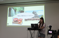 長野県の未来についてプレゼンする学生