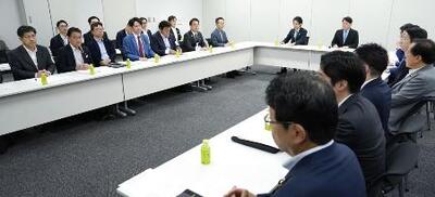 消費減税、協議打ち切りへ 国民会議、両論併記で調整｜信濃毎日新聞