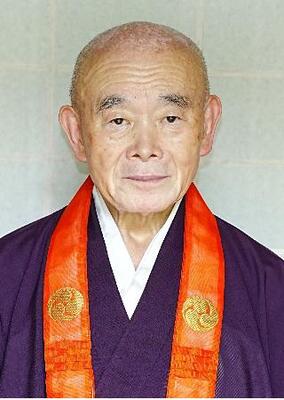 掛軸 高野山 金剛峯寺 白象 亡き母の小さき座布団伊予絣 木箱付き 森寛紹 開運 金剛峯寺次期座主に飛鷹氏 和歌山、高野山真言宗｜信濃毎日新聞