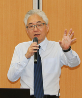 新井邦弘社長