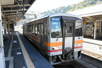 南小谷駅に停まる列車（資料写真）