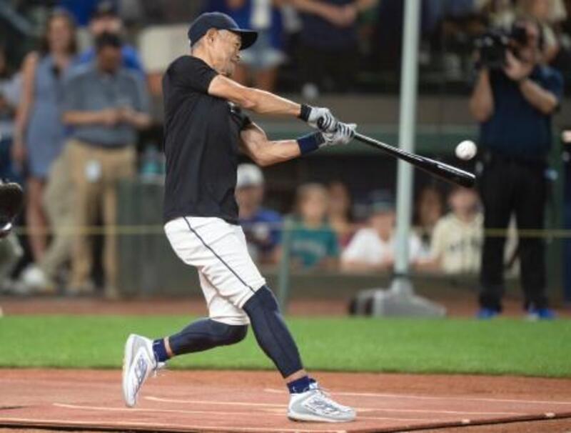 52歳イチロー、30代に肉薄 球団OBの本塁打競争｜信濃毎日新聞デジタル