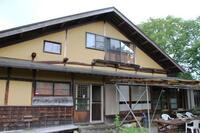 　福島県白河市にあるアウシュヴィッツ平和博物館。第1展示棟は移築、改装した古民家を利用している