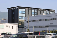 キッセイ薬品工業本社＝松本市芳野