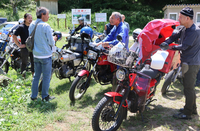 天龍村のバイクイベントに集まったライダーたち