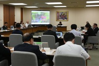 「関東第一佐久穂高校」の1次審査などを行った県私立学校審議会＝11日、県庁