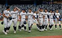 　韓国に逆転負けした高校日本代表の選手たち＝台北（共同）