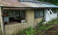 2円で農地とともに売りに出されている立科町の空き家