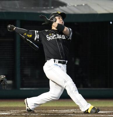 楽2―8ソ（1日） ソフトバンクが90勝到達｜信濃毎日新聞デジタル 信州