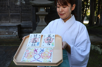 御朱印をPRする隠岐さん