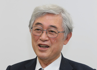 佐々木毅氏