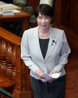 　参院本会議で代表質問に対する答弁に臨む高市首相＝9日午前
