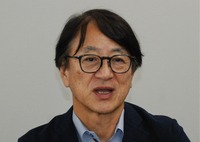 原真人氏