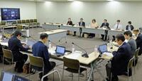 　厚労省の専門部会＝15日午後、東京都千代田区