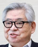 　保阪正康氏